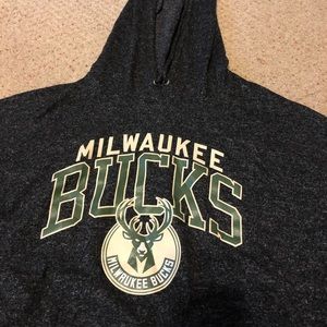 Women’s milwaukee bucks hoodie